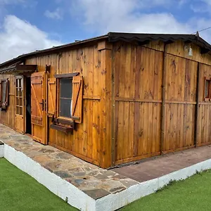 Agradable Mini Casa De Madera Con Jardín Amplio Chalet La Laguna (Tenerife)