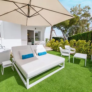 https://palm-garden-port-dalcudia.balearic-islands.net