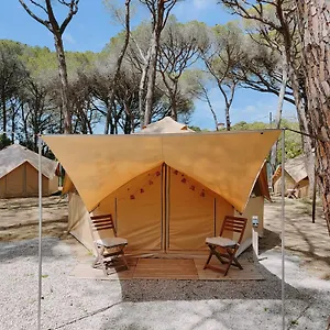 https://camping-pla-de-la-torre.catalonia-hotels.com
