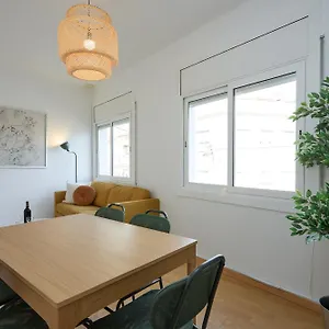 https://park-guell.topbarcelonahotels.com